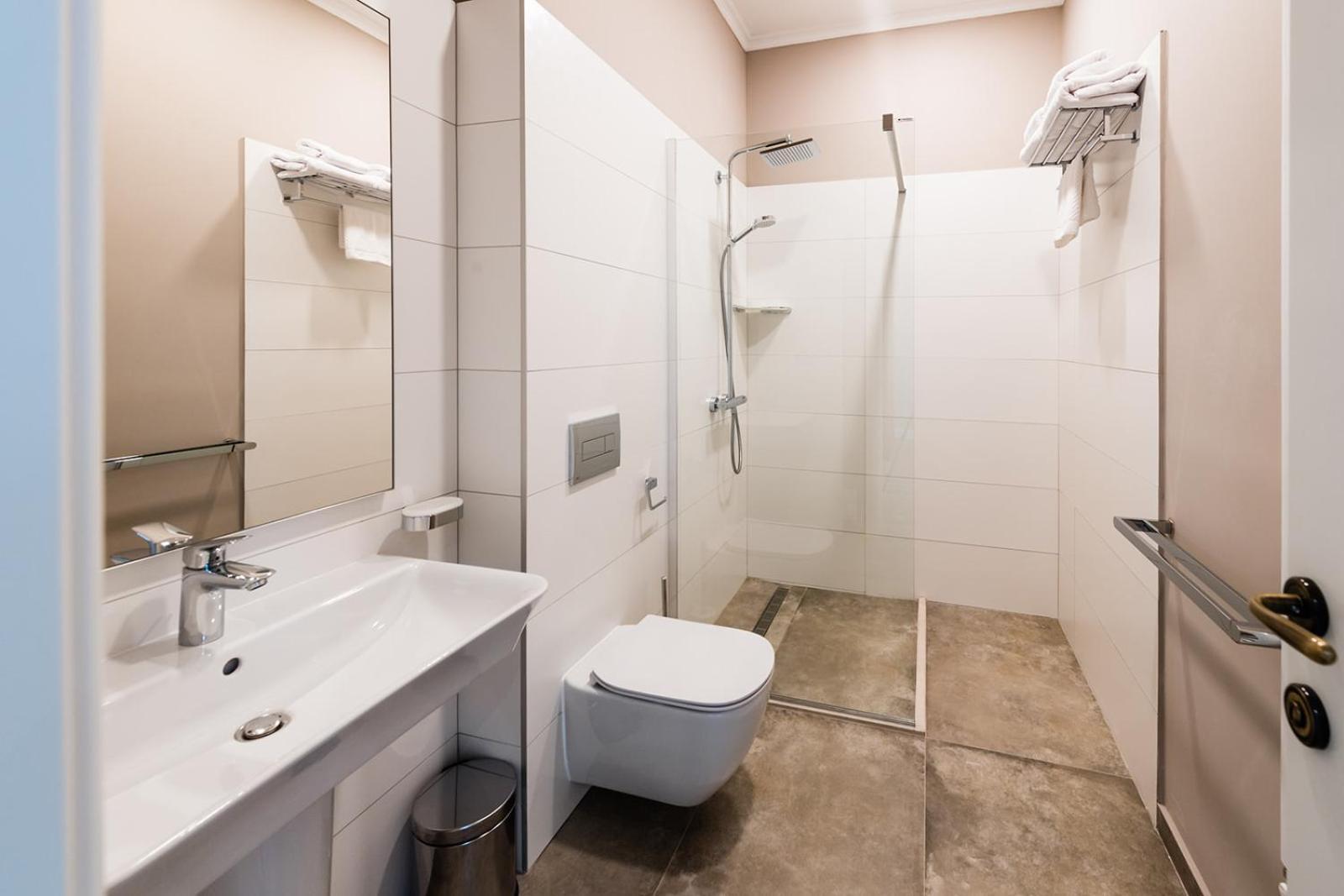 Casa Petra Lägenhet Sibiu Exteriör bild