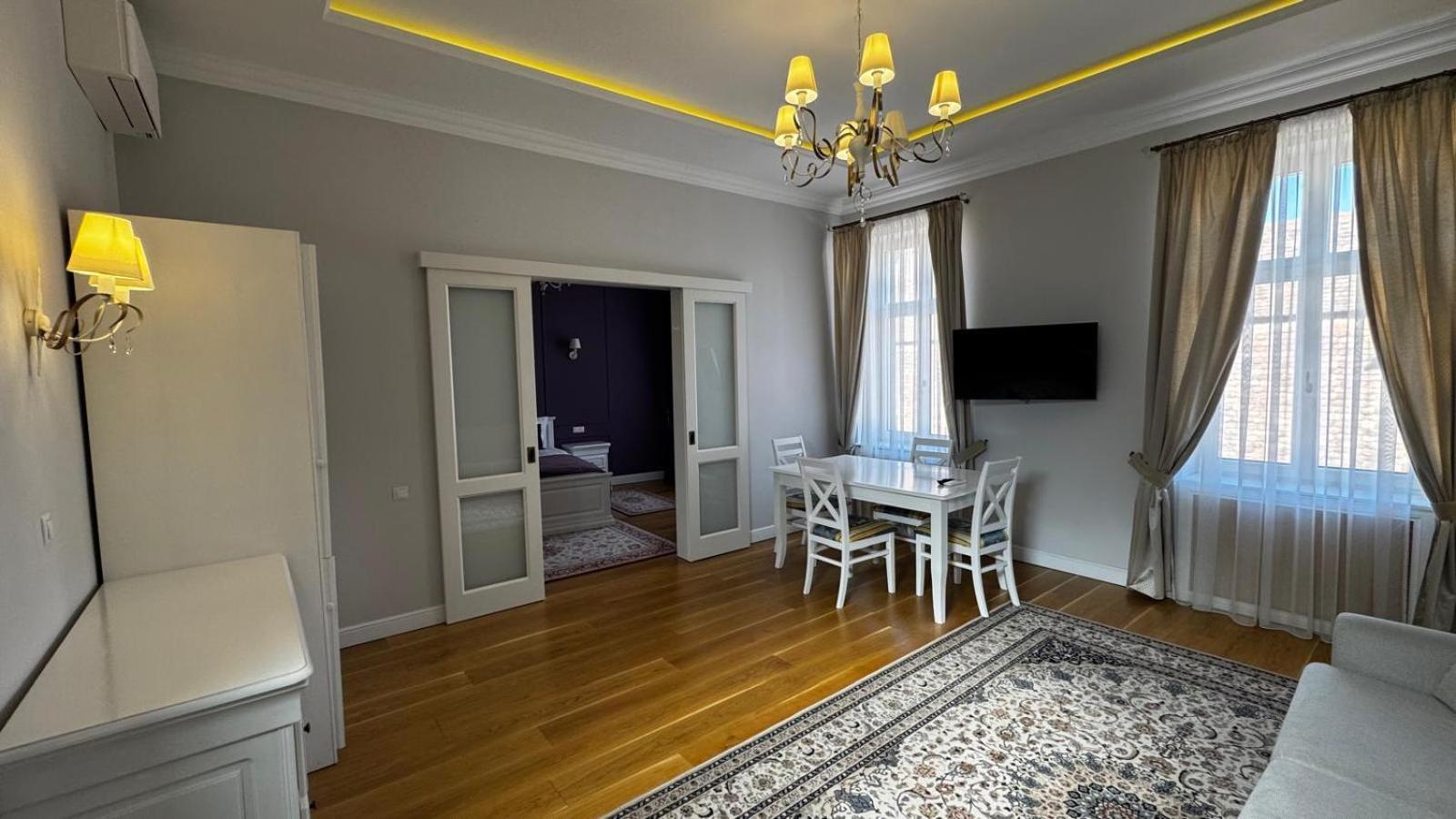 Casa Petra Lägenhet Sibiu Exteriör bild